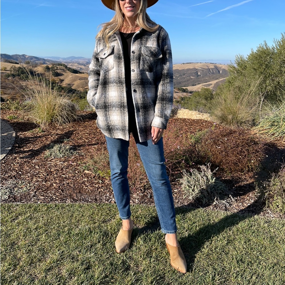 Carly Jean Los Angeles Plaid Shirt Jacket Shacket